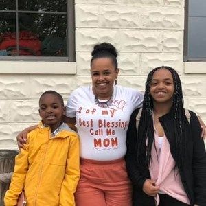 Meet your Posher, Kanisha